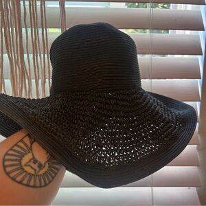 J Crew Beach Hat Elegant Black Wide-Brimmed Hat